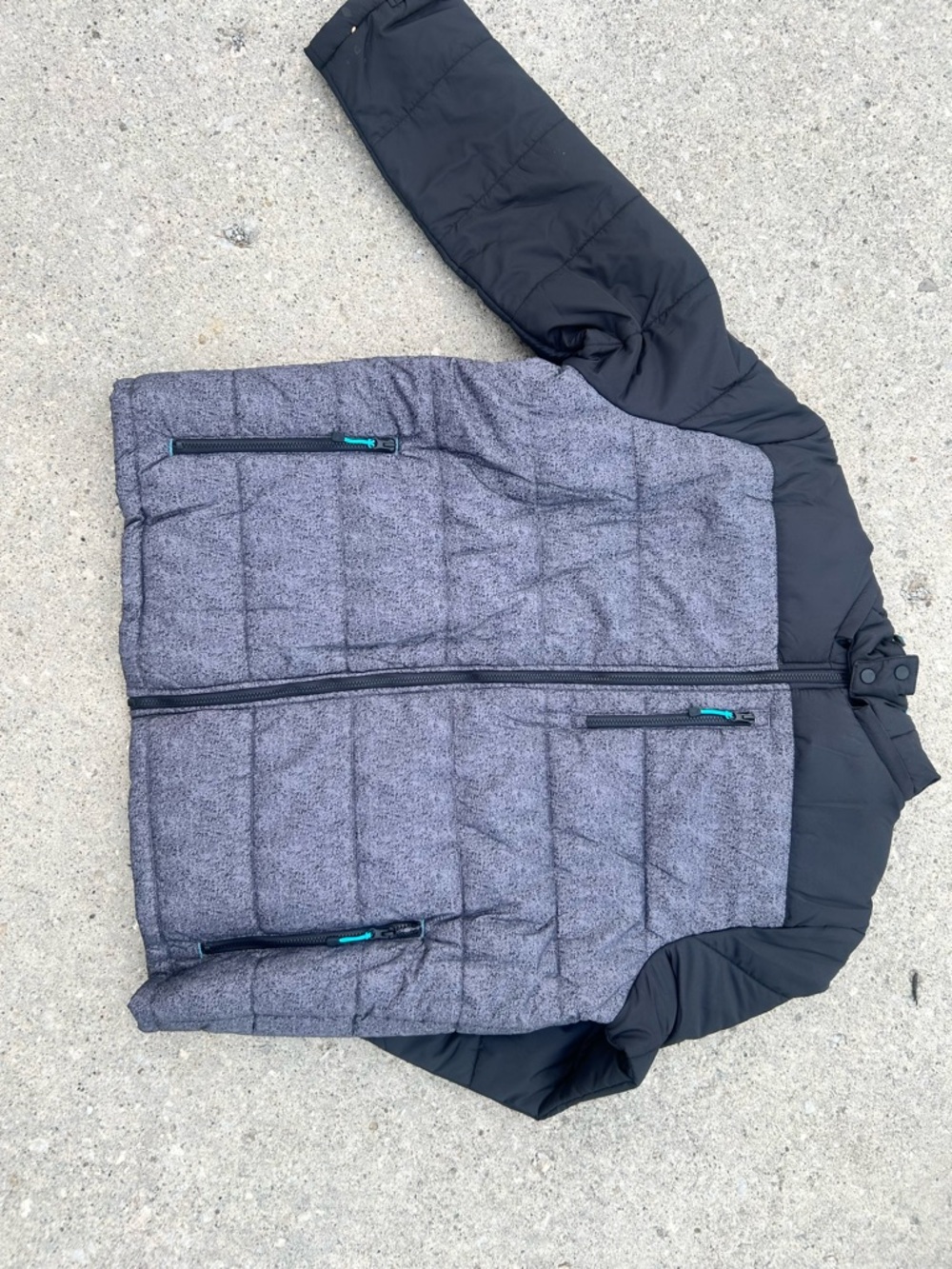 Men's Quilted Puffer Jacket - Black and Heather Gray